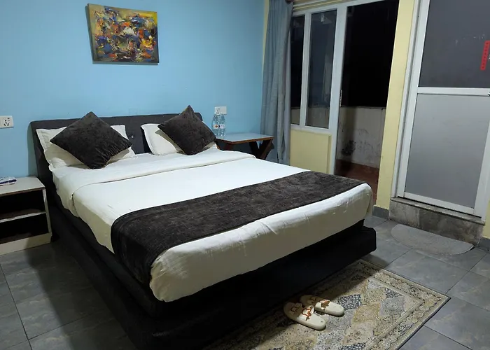 Luna & Lounge Bed & Breakfast